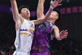 星空体育官网下载入口-赛后体能课后，塞维利亚绝杀压哨备战CBA常规赛，震撼外界，临场指挥获称赞的简单介绍