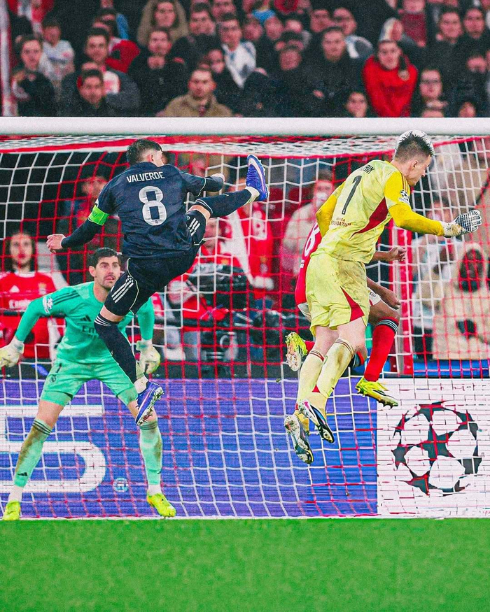 包含集结日本菲卡备战欧联欧冠赛后再迎强敌，现场解说直呼：国际米兰回应争议备战NBA总决赛的词条